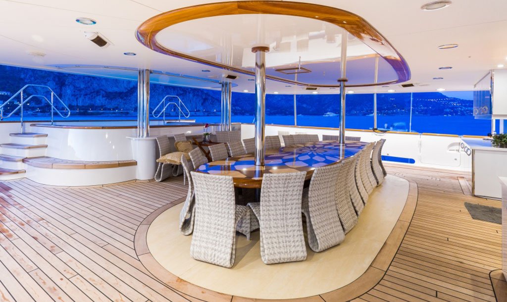 Legend-eyosexpeditions-7-quin-bisset