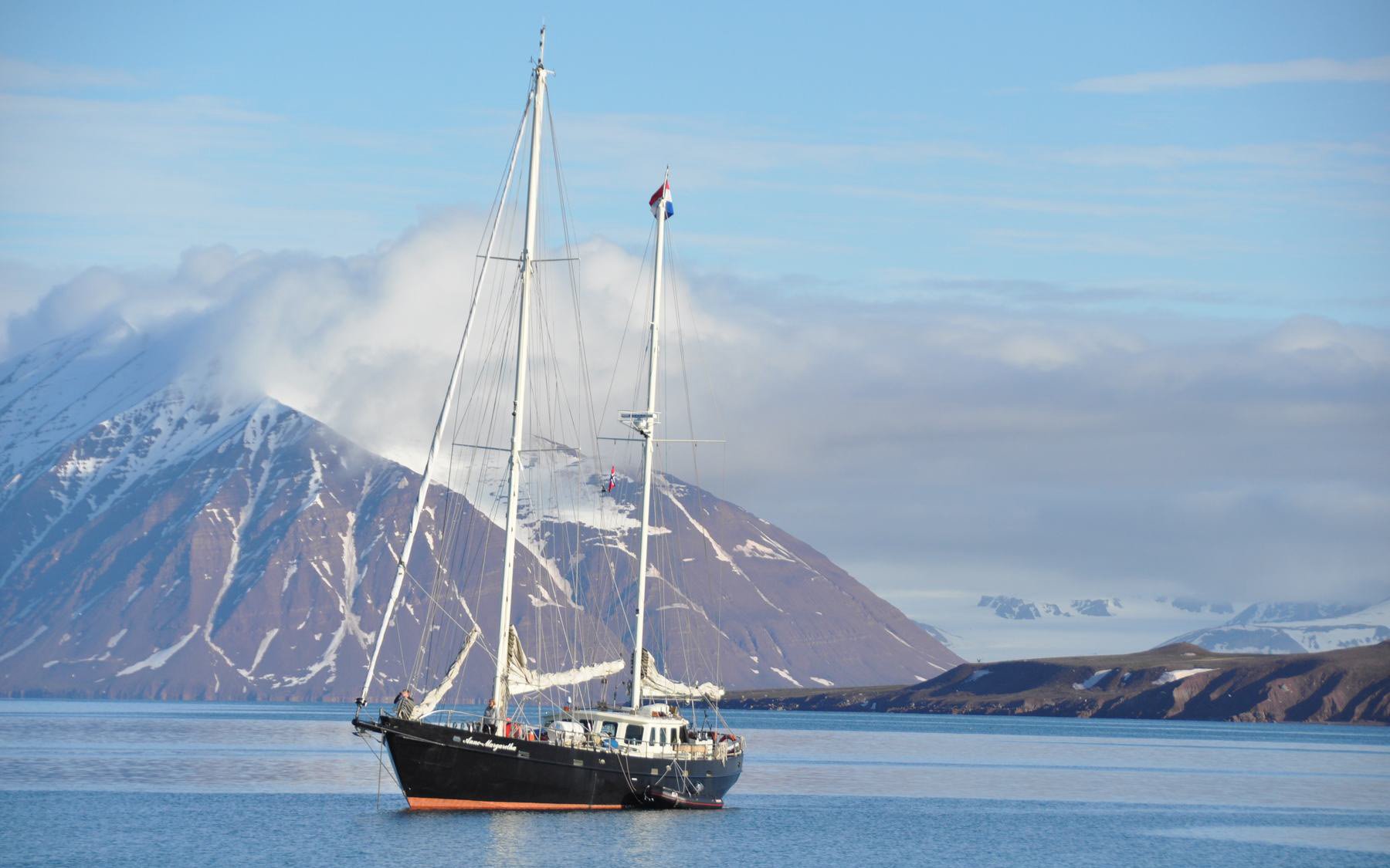 anne-margaretha-annemargarethacharters-3