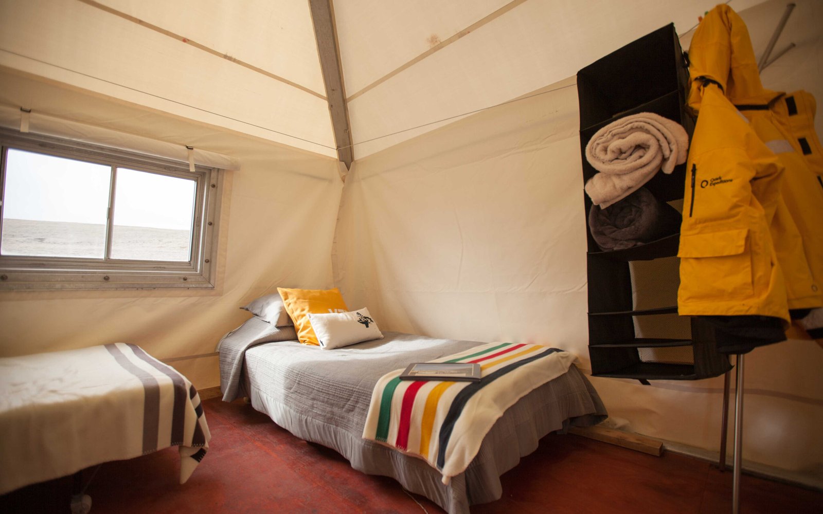 arcticwatchlodge-quarkexpeditions-13