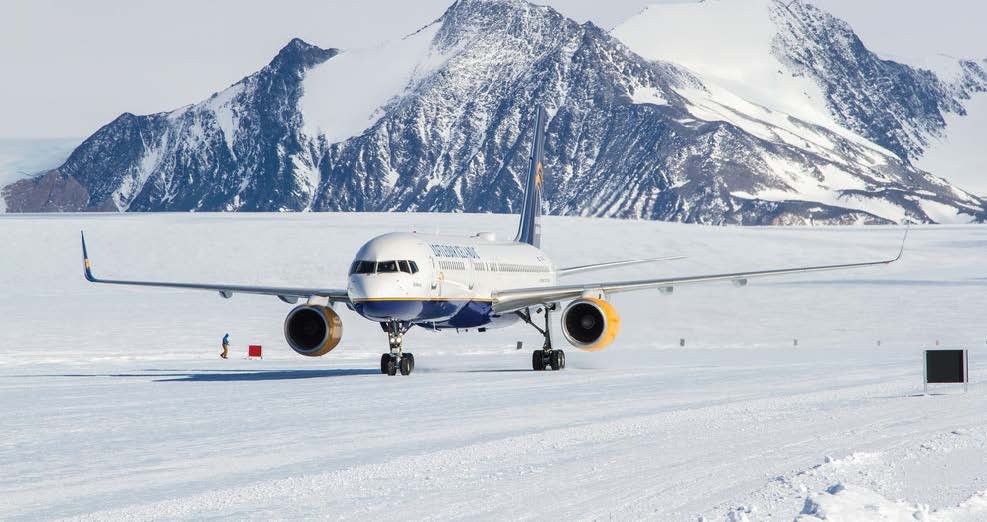 innere-antarktis-skydive-flugzeug-antarctic-logistics-and-expeditions