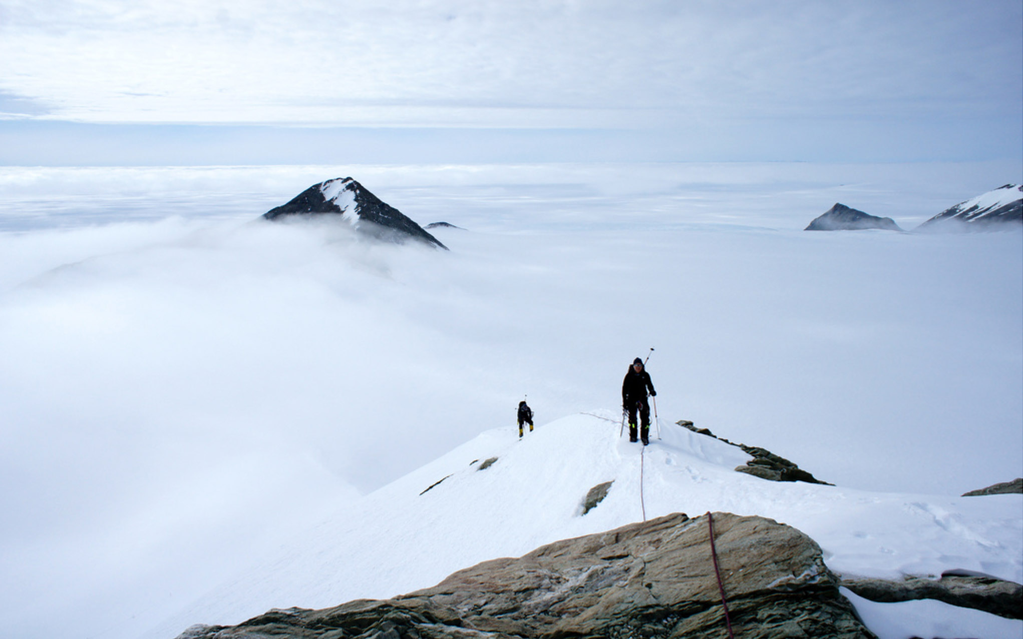 innereantarktis-bergsteigenexchile-antarcticlogisticsandexpedition-2 (1)