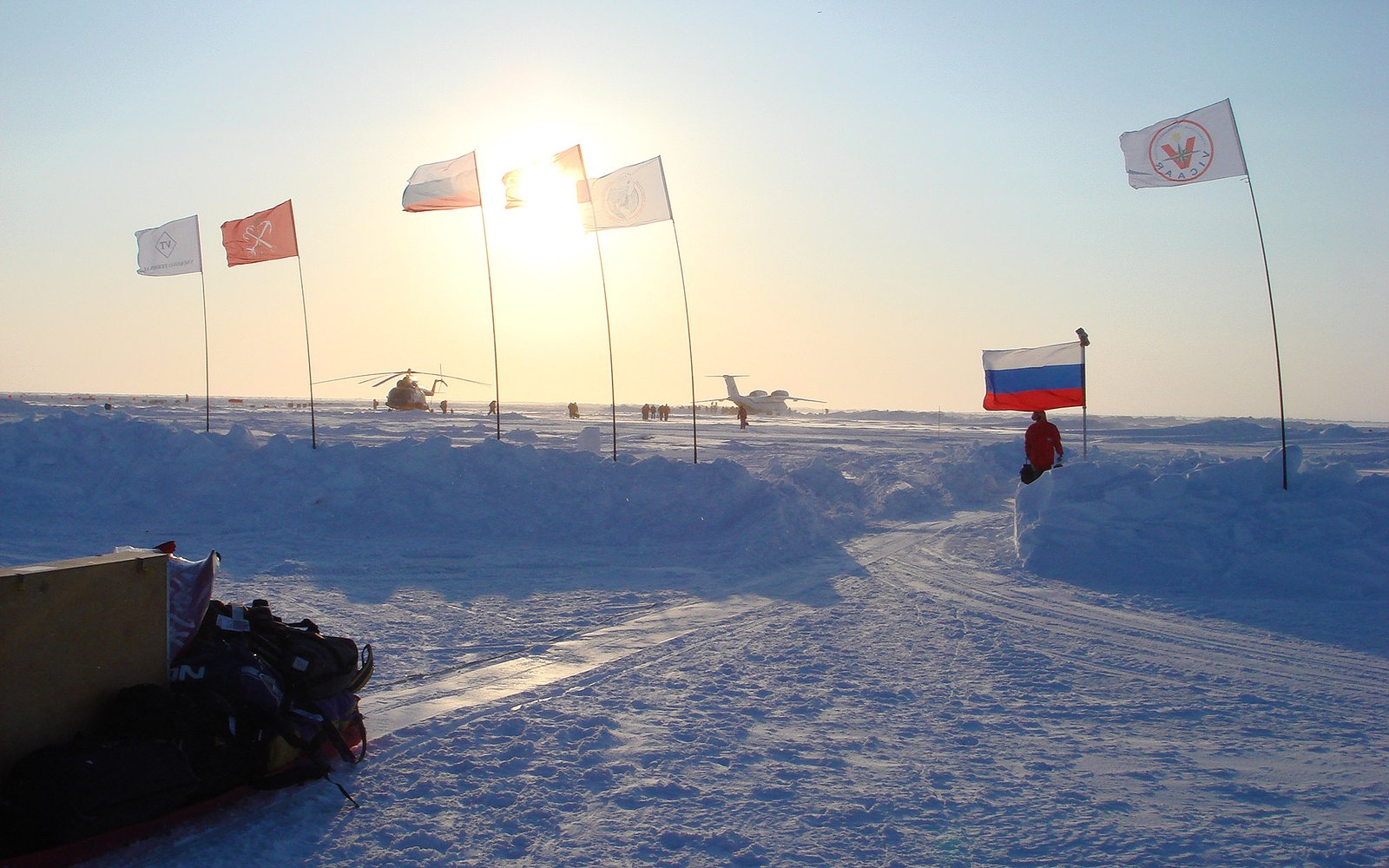 nordpol-exmurmansk-basislager-barneoicecamp-specialtravelclub-4