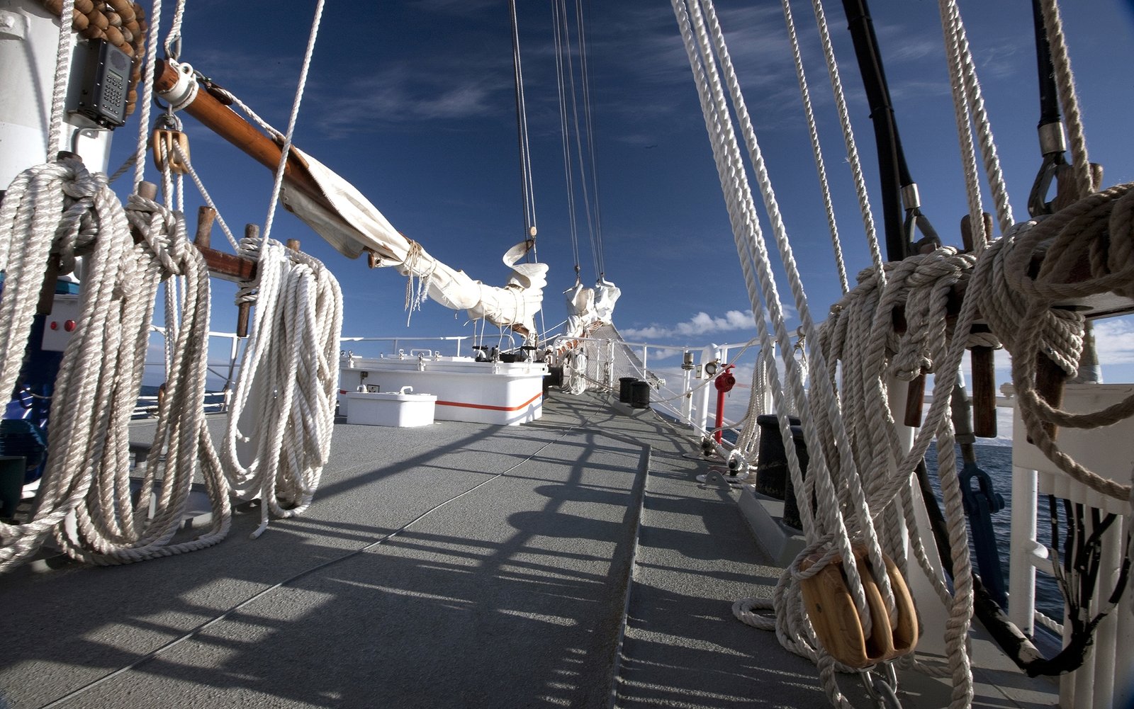 rembrandtvanrijn-amosnachoum-4