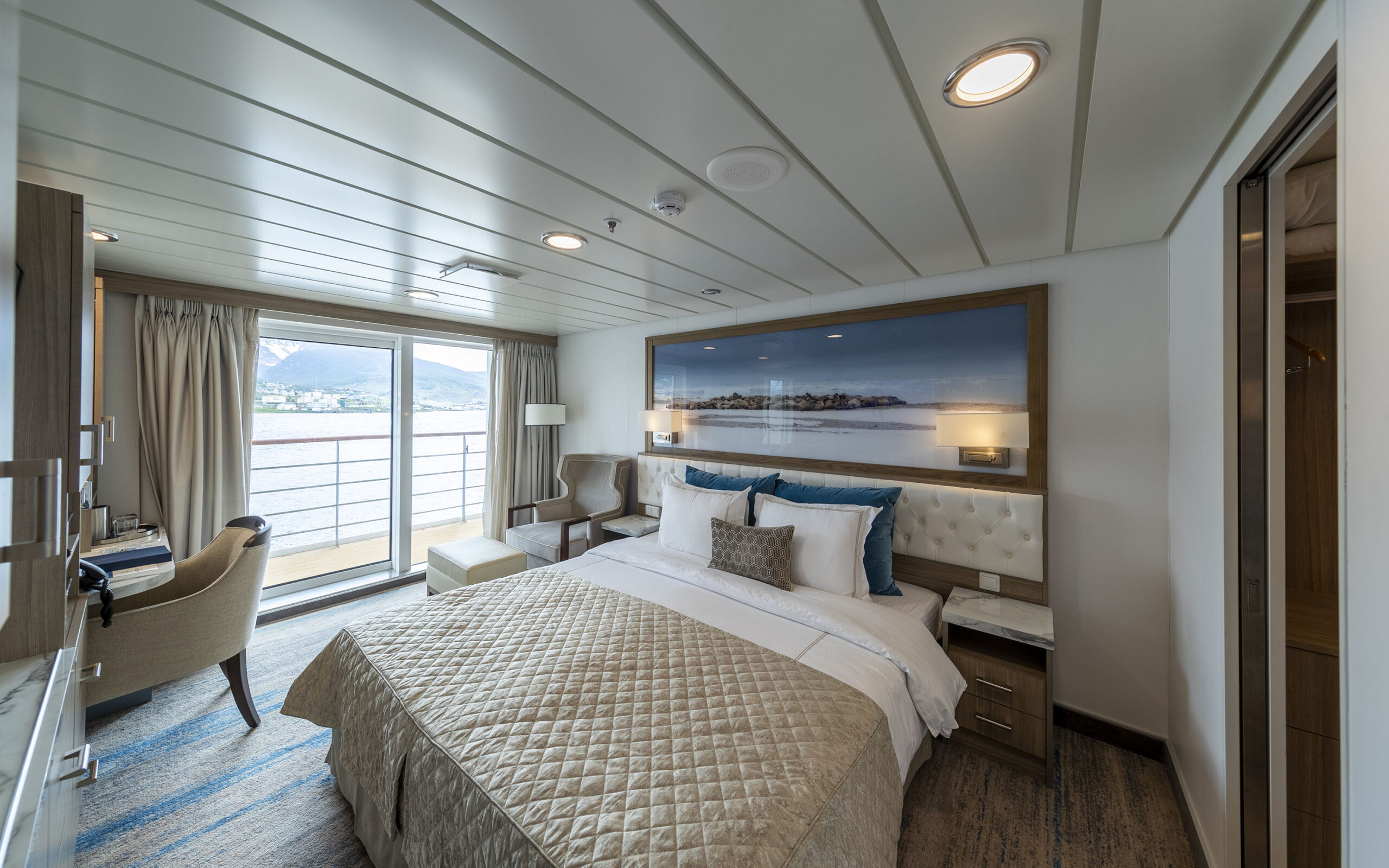 gregmortimer-auroraexpeditions-5