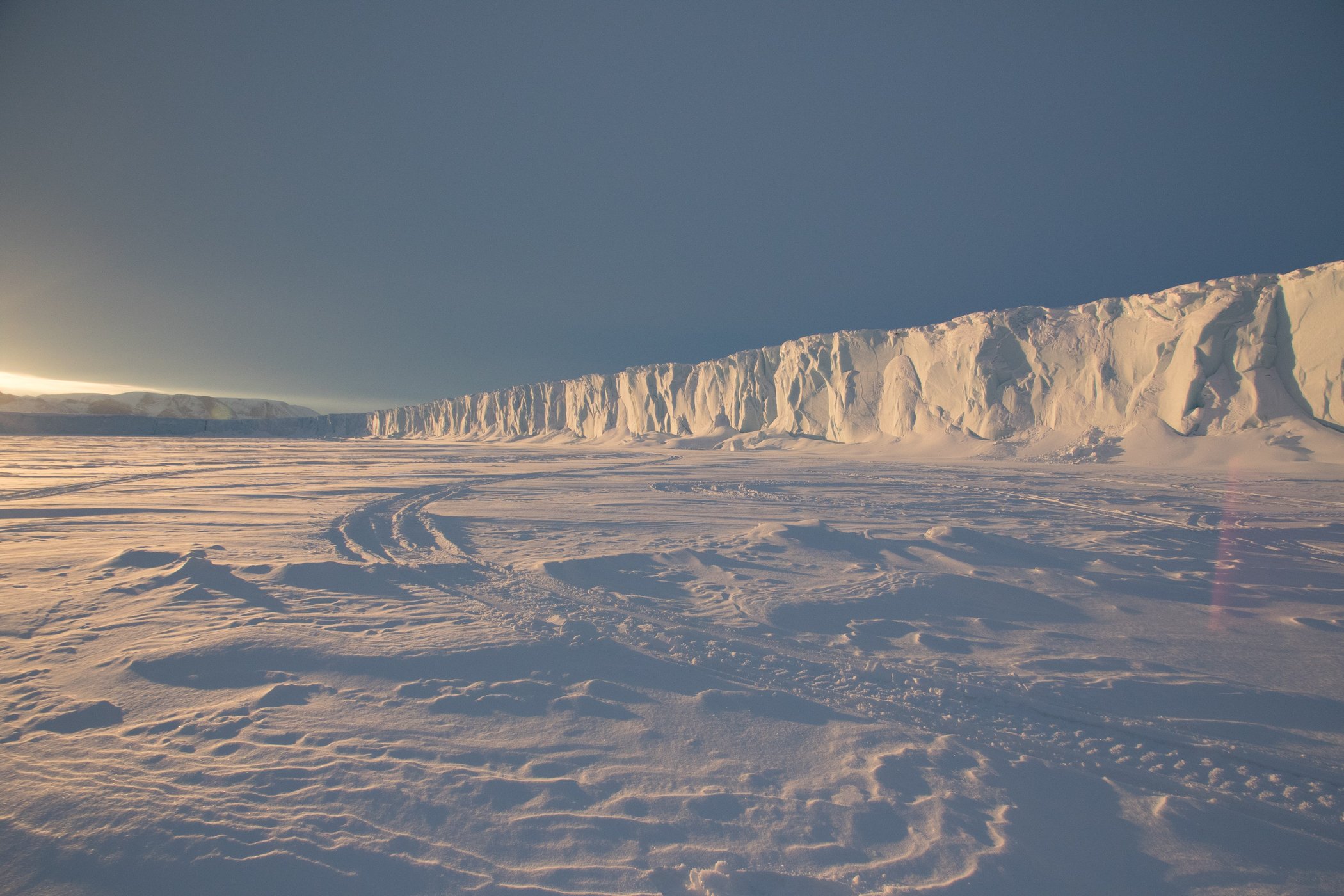 polarbaeren-beobachtung-fruehling-arctic-kingdom-davebriggsphotography-2