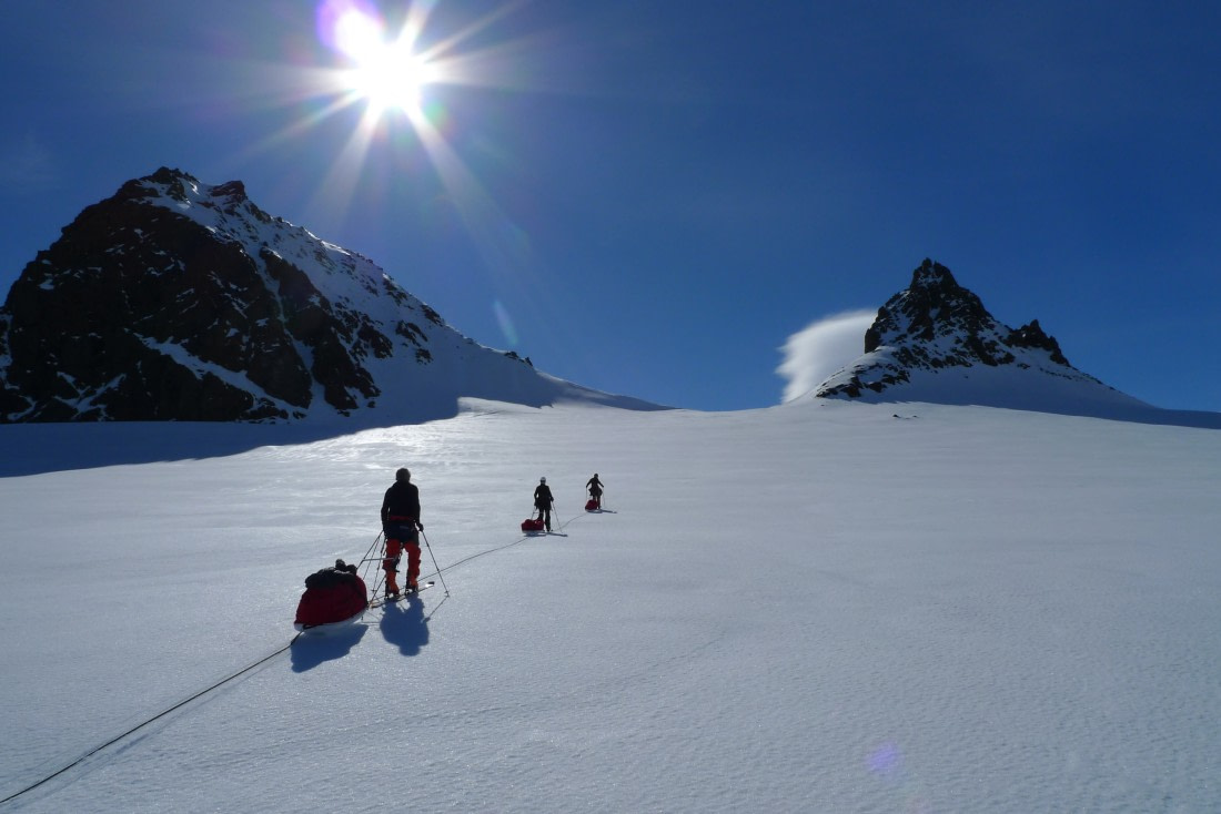 shakleton-crossing-polarexplorers-4 (1)