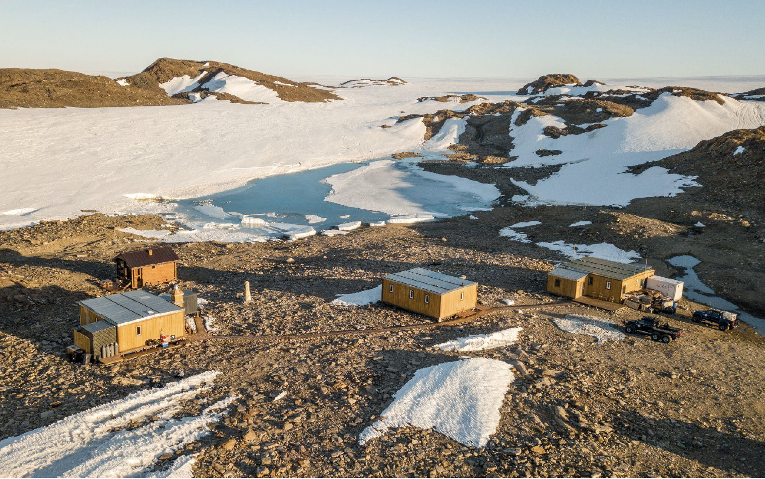 ultimaantarcticaexpeditions-basecamp-1-1