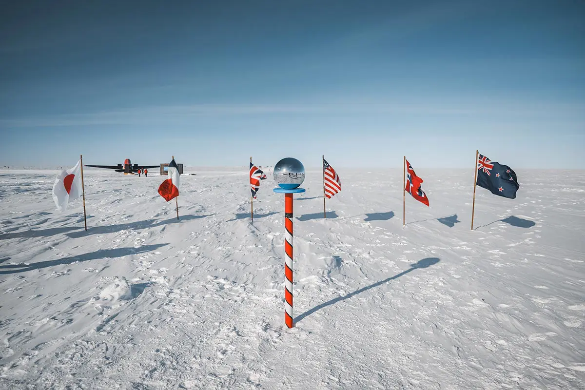 ultimaantarcticaexpeditions-southpole-2 (1)